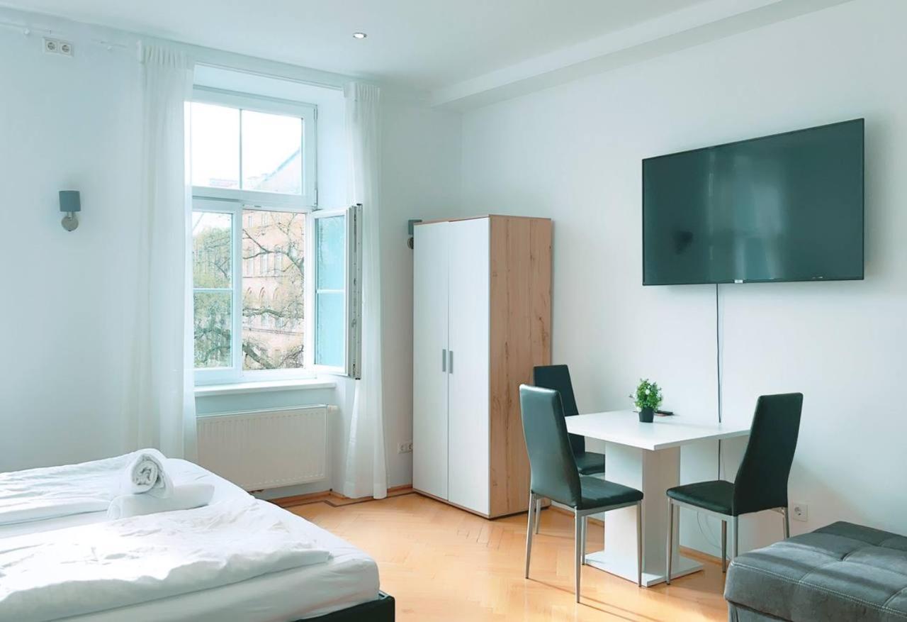 Deluxe Rooms In Keplerplatz Wien Exterior foto